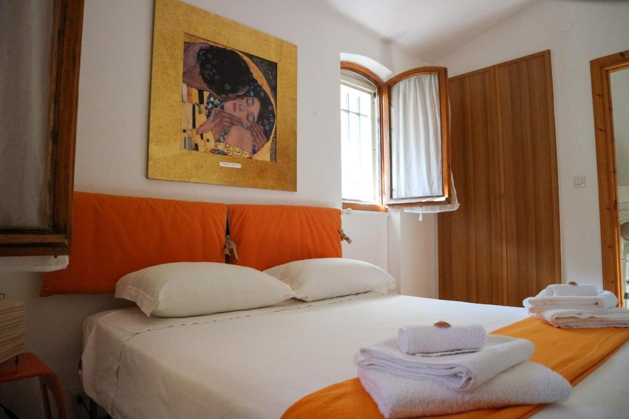 Villa Buonumore Porto Pino Buitenkant foto