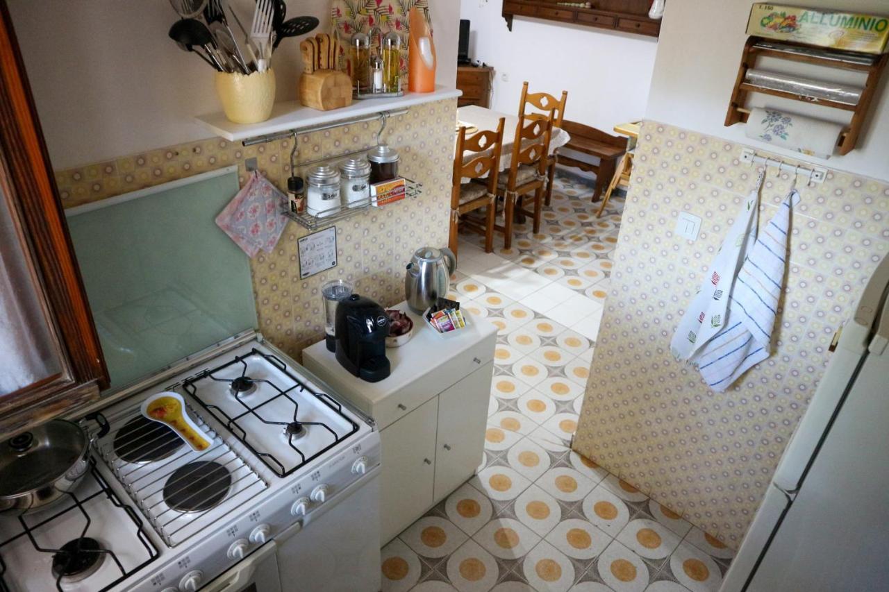 Villa Buonumore Porto Pino Buitenkant foto